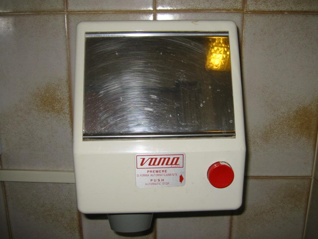 107-0716_IMG
